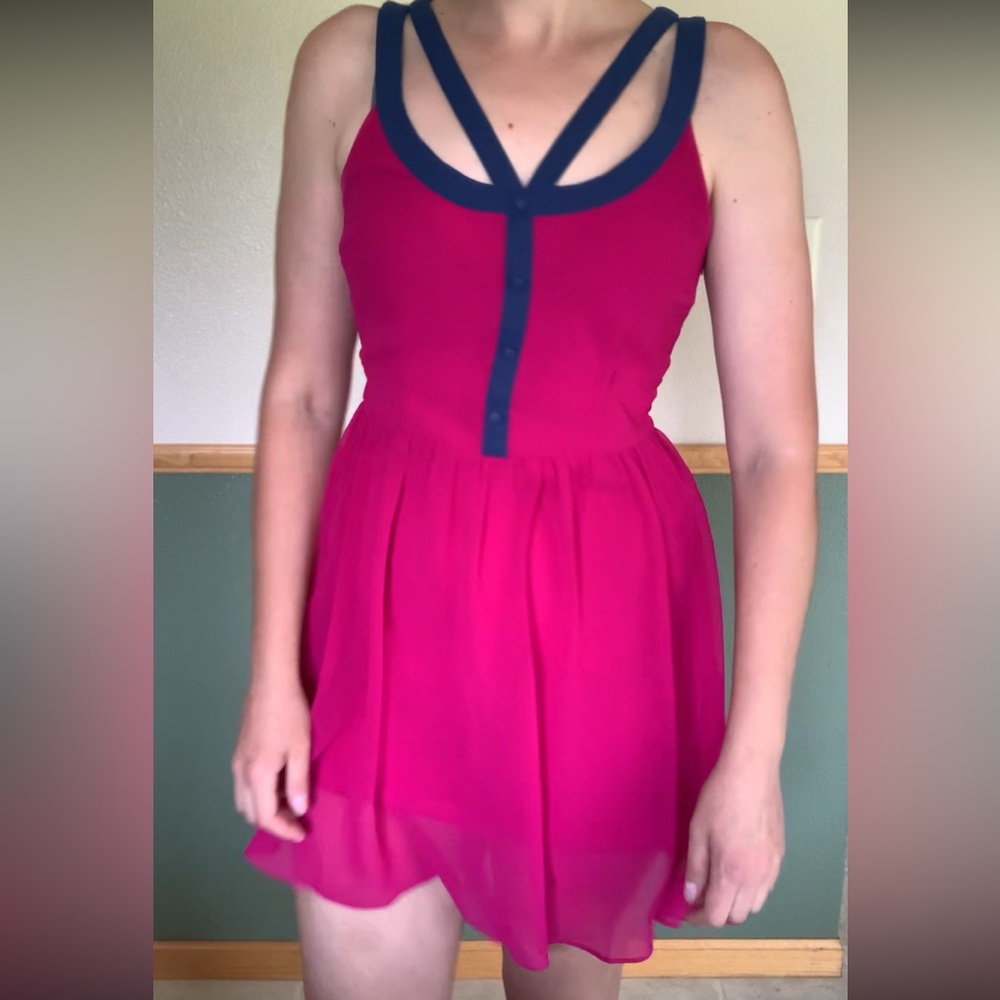 Color blocking dress - Picture 2 of 15